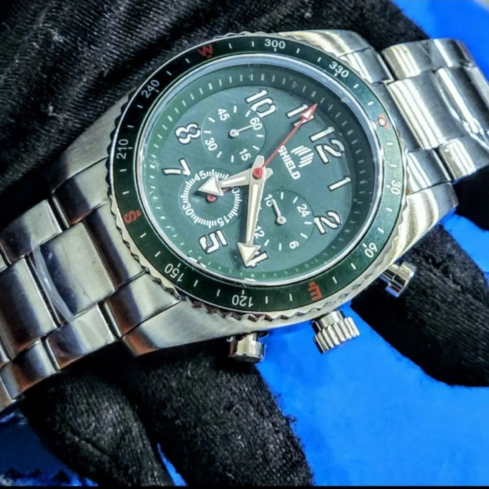 Brand New - Shield  Exley Quartz Green Dial Stainless Steel Men's Watch.